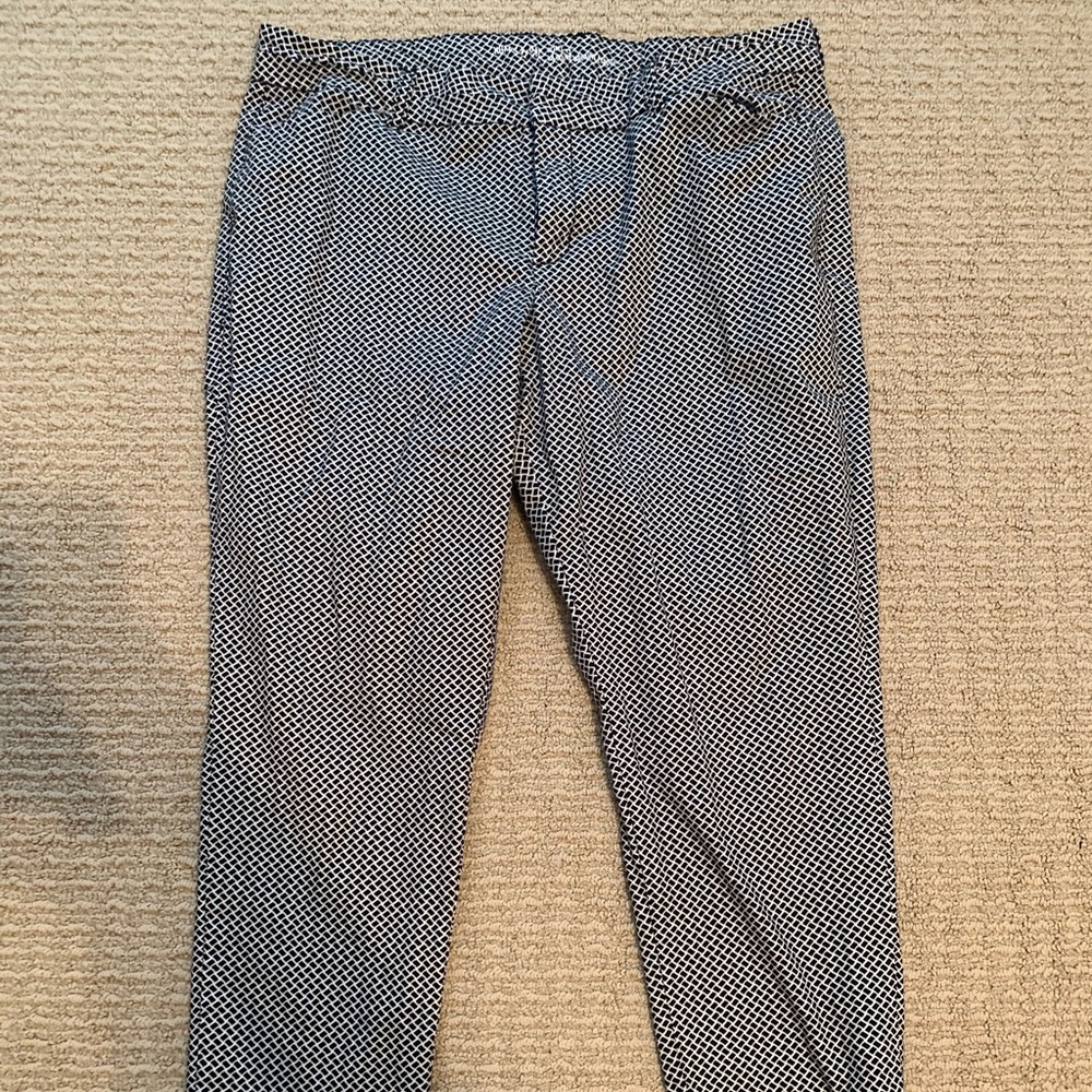 Gap slim city khaki pants